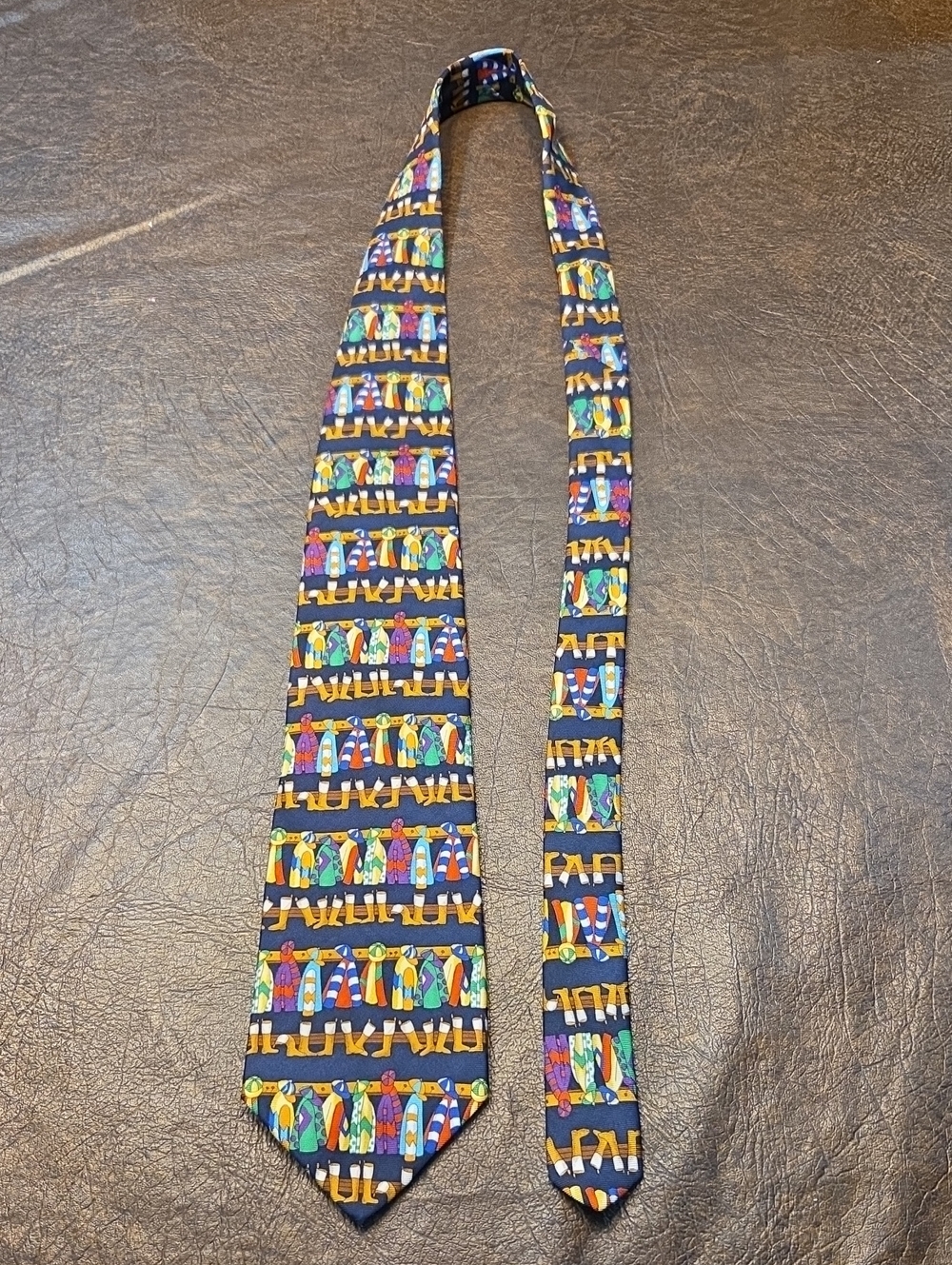 Vintage Allyn Neckwear Jockeys Quarters 100% Silk Tie 60 In